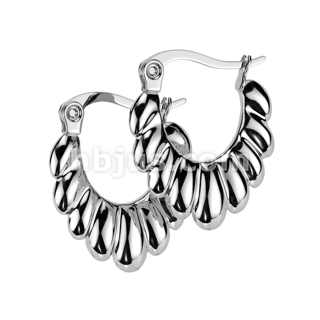 316L Surgical Steel Pair of 316L Stainless Steel Scalloped Oval Hoop... - Image 3