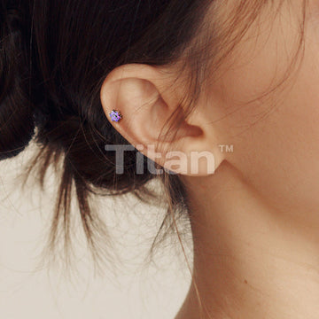 Implant Grade Titanium Internally Threaded Opal Flower Top Labret With... - Image 8